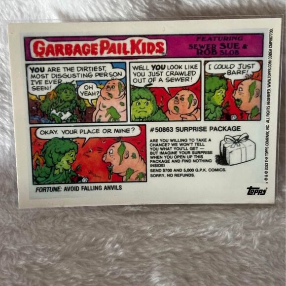 Topps GPK 2023 #228b Chrome Refractor Uncool Carl Card W/Top Loader Sleeve - Picture 2 of 4